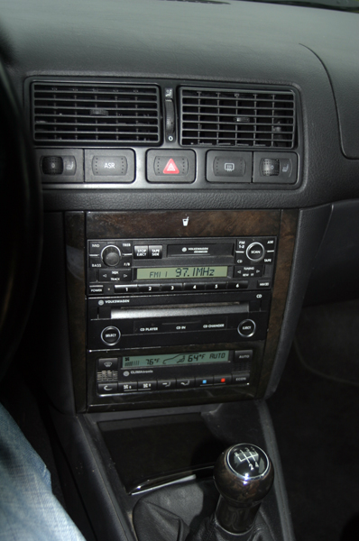 2000 GTI Console